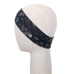Lululemon Fly Away Tamer Headband Beautiful Baroque Black